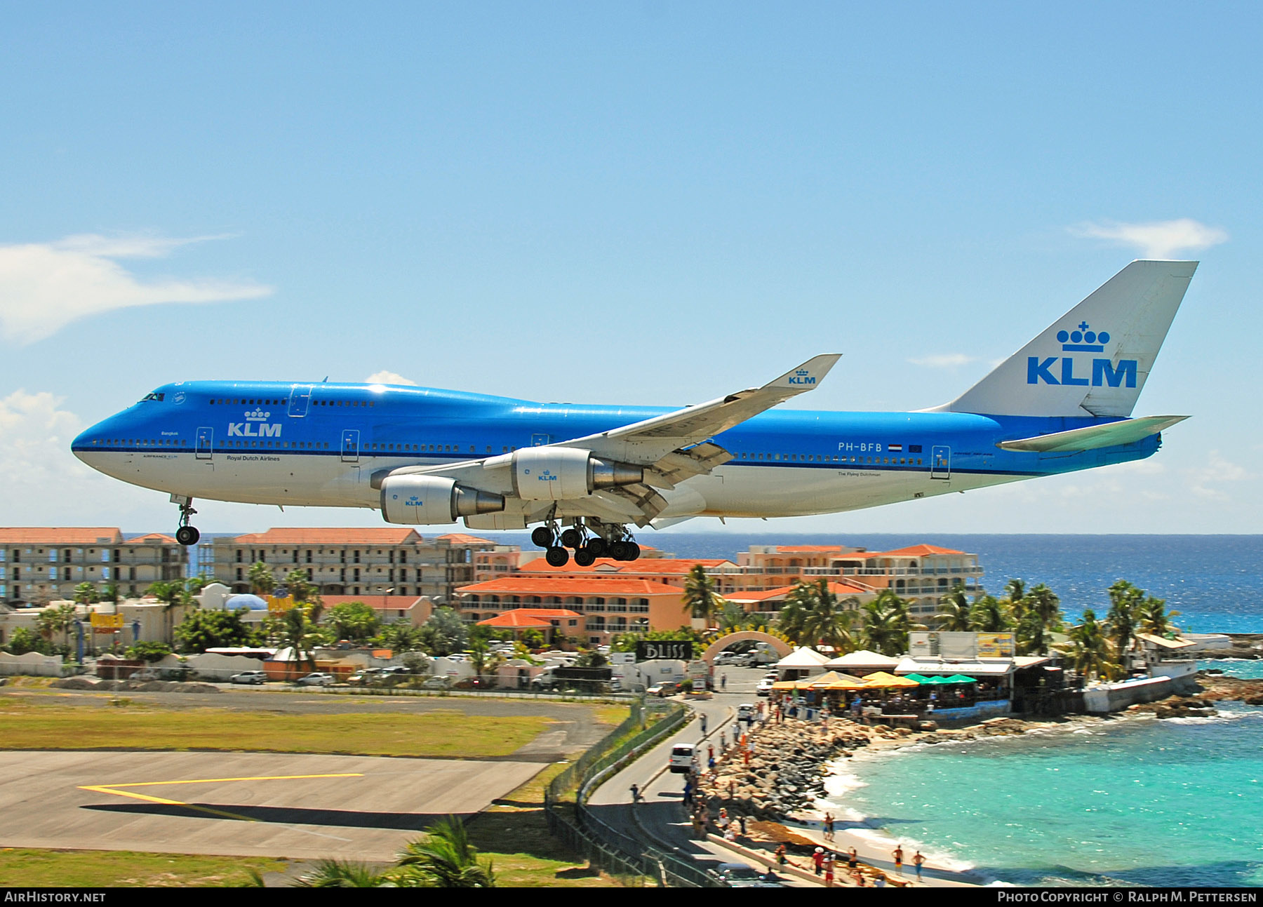 Aircraft Photo of PH-BFB | Boeing 747-406 | KLM - Royal Dutch Airlines | AirHistory.net #523599