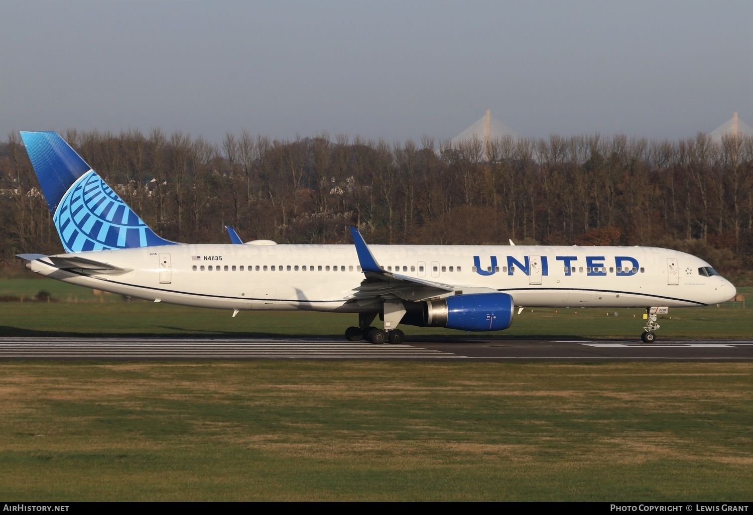 Aircraft Photo of N41135 | Boeing 757-224 | United Airlines | AirHistory.net #523613