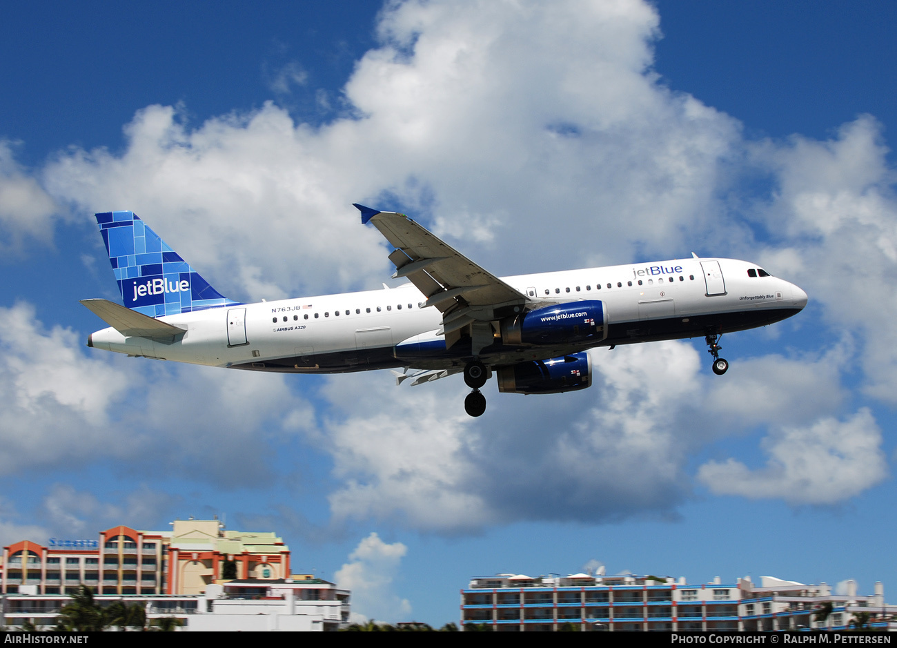 Aircraft Photo of N763JB | Airbus A320-232 | JetBlue Airways | AirHistory.net #523647