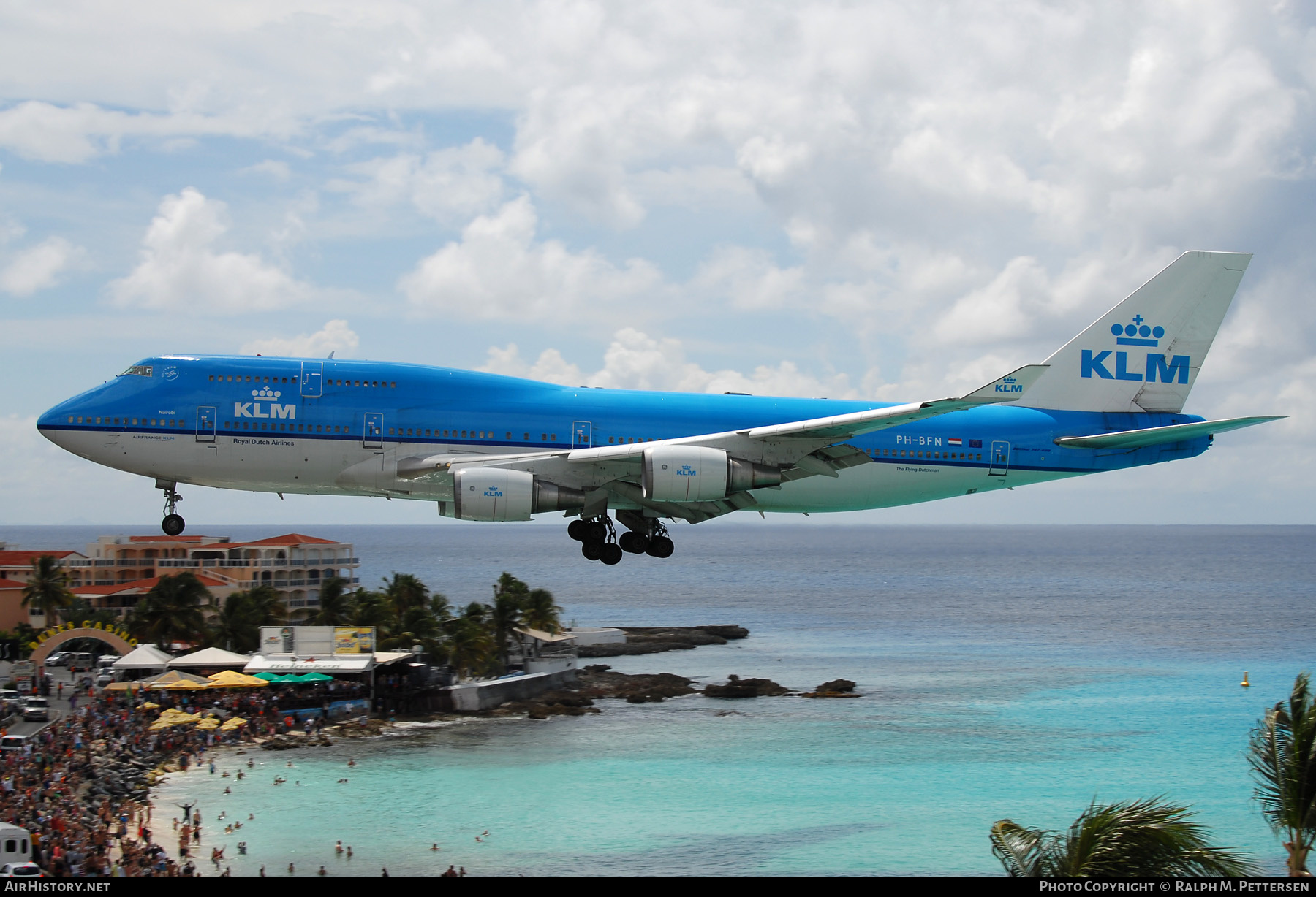 Aircraft Photo of PH-BFN | Boeing 747-406 | KLM - Royal Dutch Airlines | AirHistory.net #523660