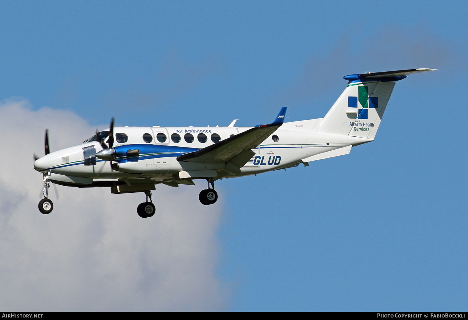 Aircraft Photo of C-GLUD | Beechcraft 350C King Air (B300C) | Alberta Health Services | AirHistory.net #523720