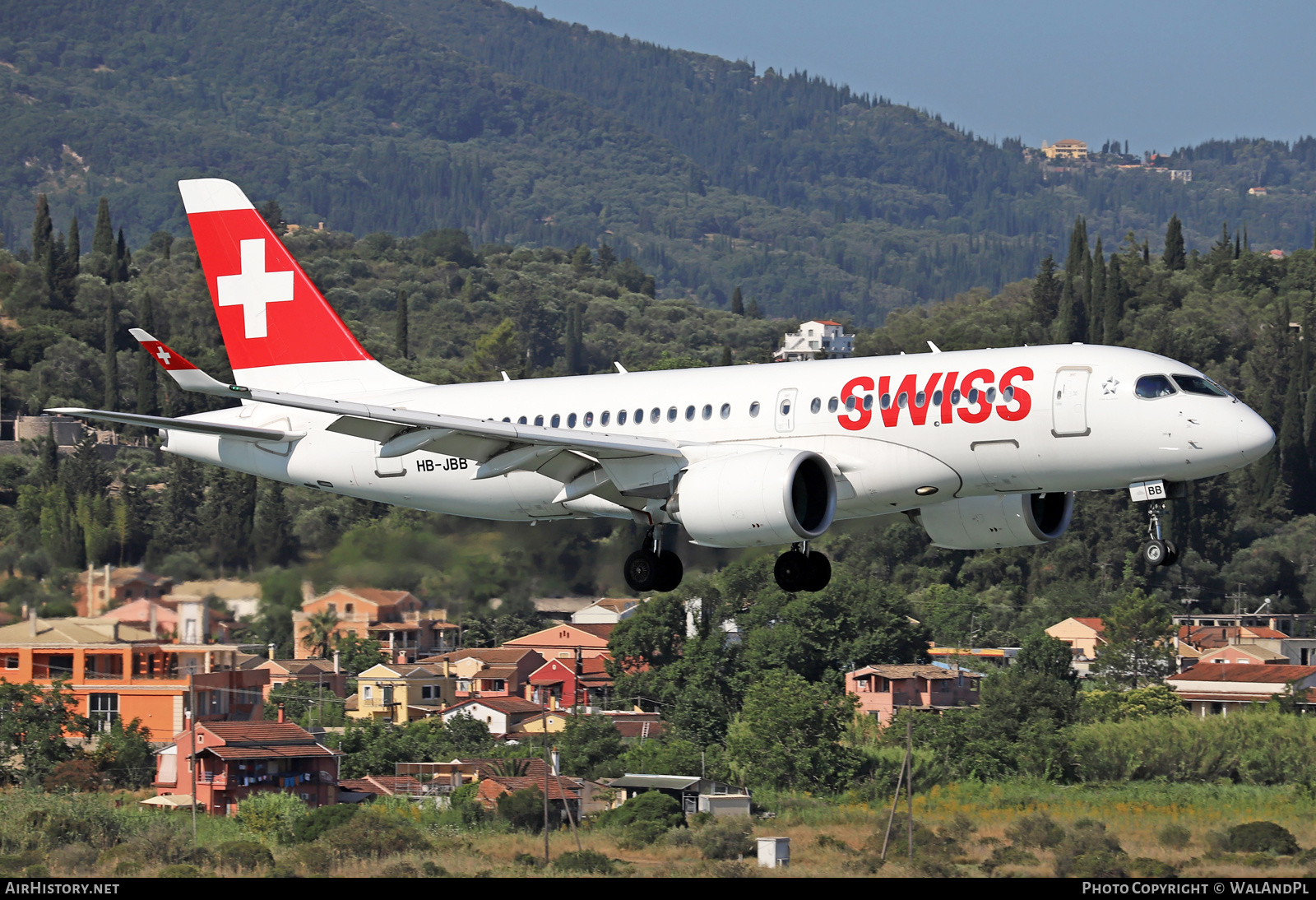 Aircraft Photo of HB-JBB | Bombardier CSeries CS100 (BD-500-1A10) | Swiss International Air Lines | AirHistory.net #523821