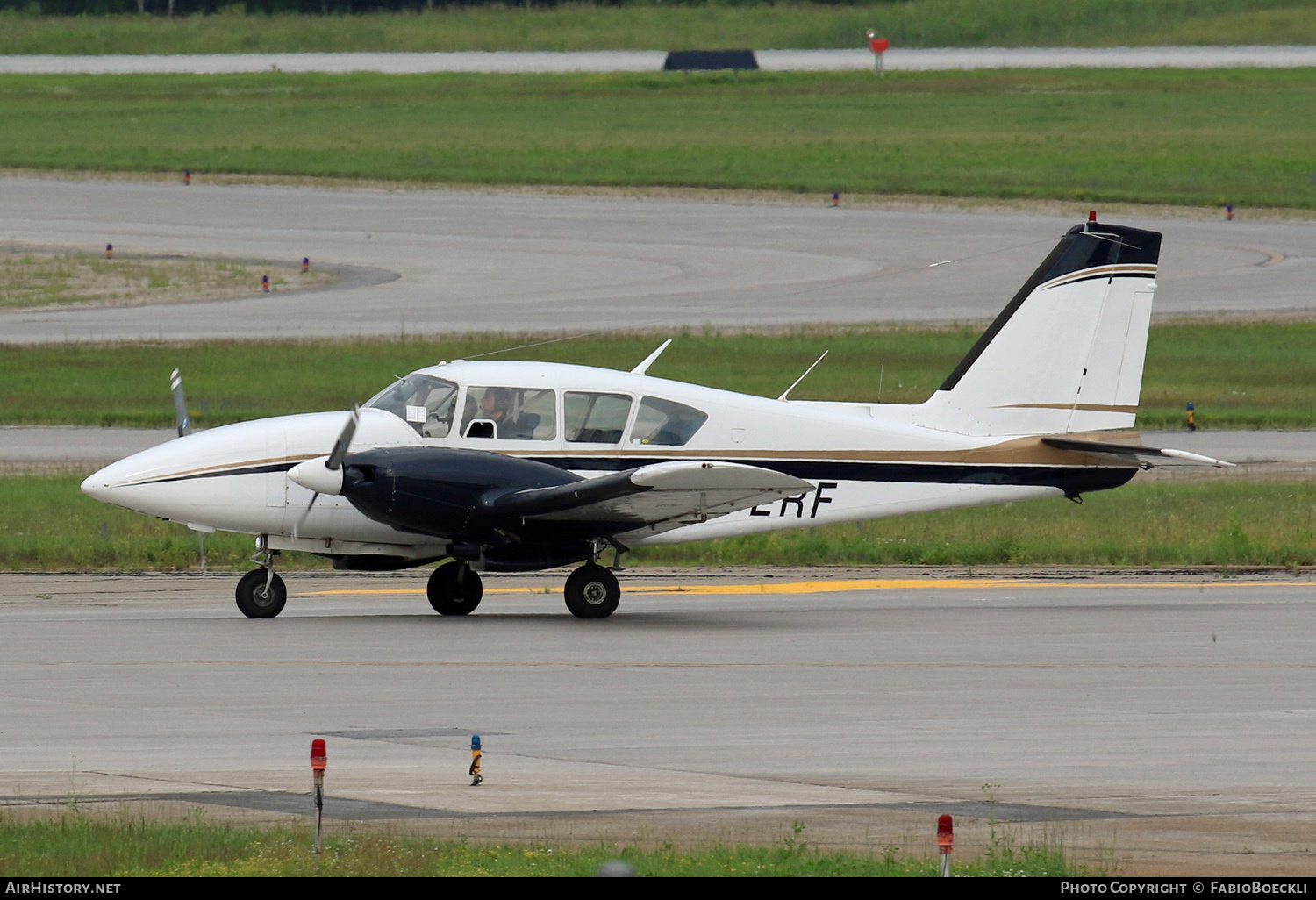 Aircraft Photo of C-FERF | Piper PA-23-250 Aztec E | AirHistory.net #523838