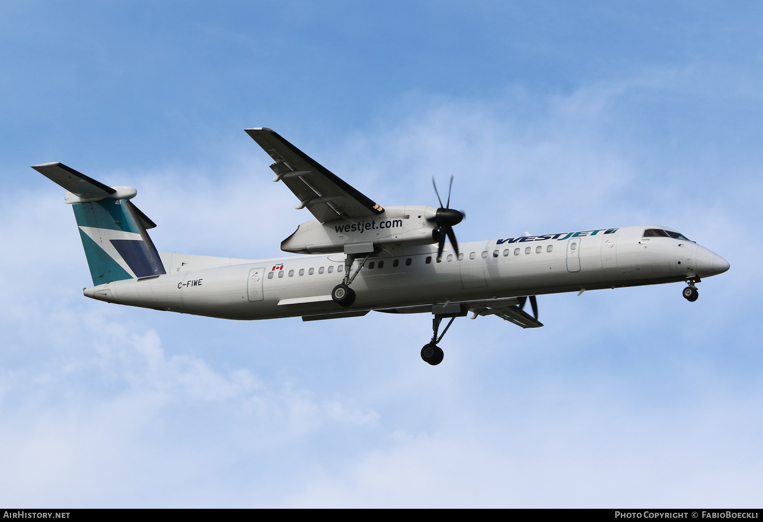 Aircraft Photo of C-FIWE | Bombardier DHC-8-402 Dash 8 | WestJet | AirHistory.net #523893