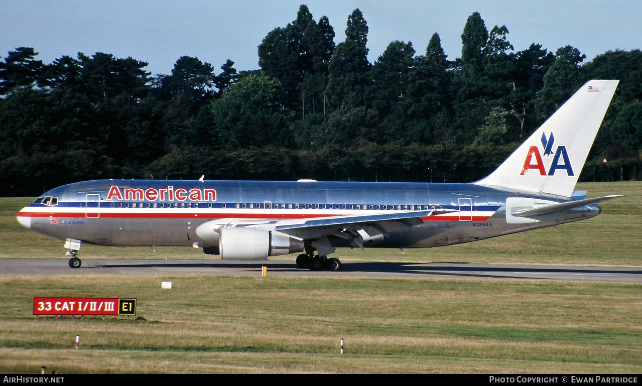 Aircraft Photo of N325AA | Boeing 767-223/ER | American Airlines | AirHistory.net #523931