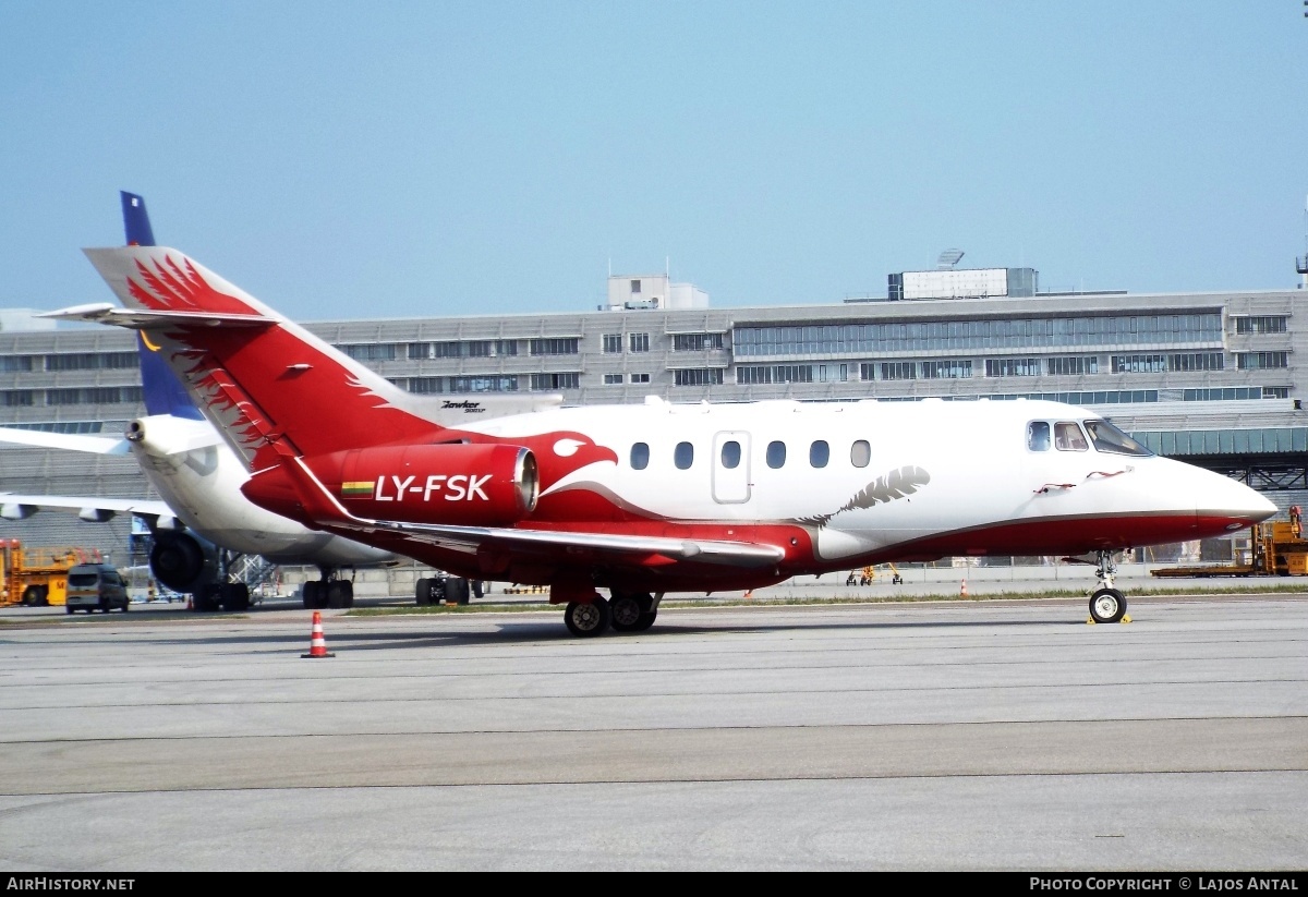 Aircraft Photo of LY-FSK | Hawker Beechcraft 900XP | AirHistory.net #523942