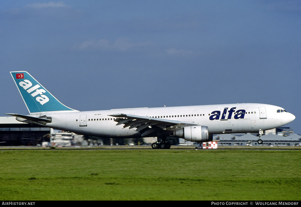 Aircraft Photo of TC-ALS | Airbus A300B4-103 | Air Alfa | AirHistory.net #524052