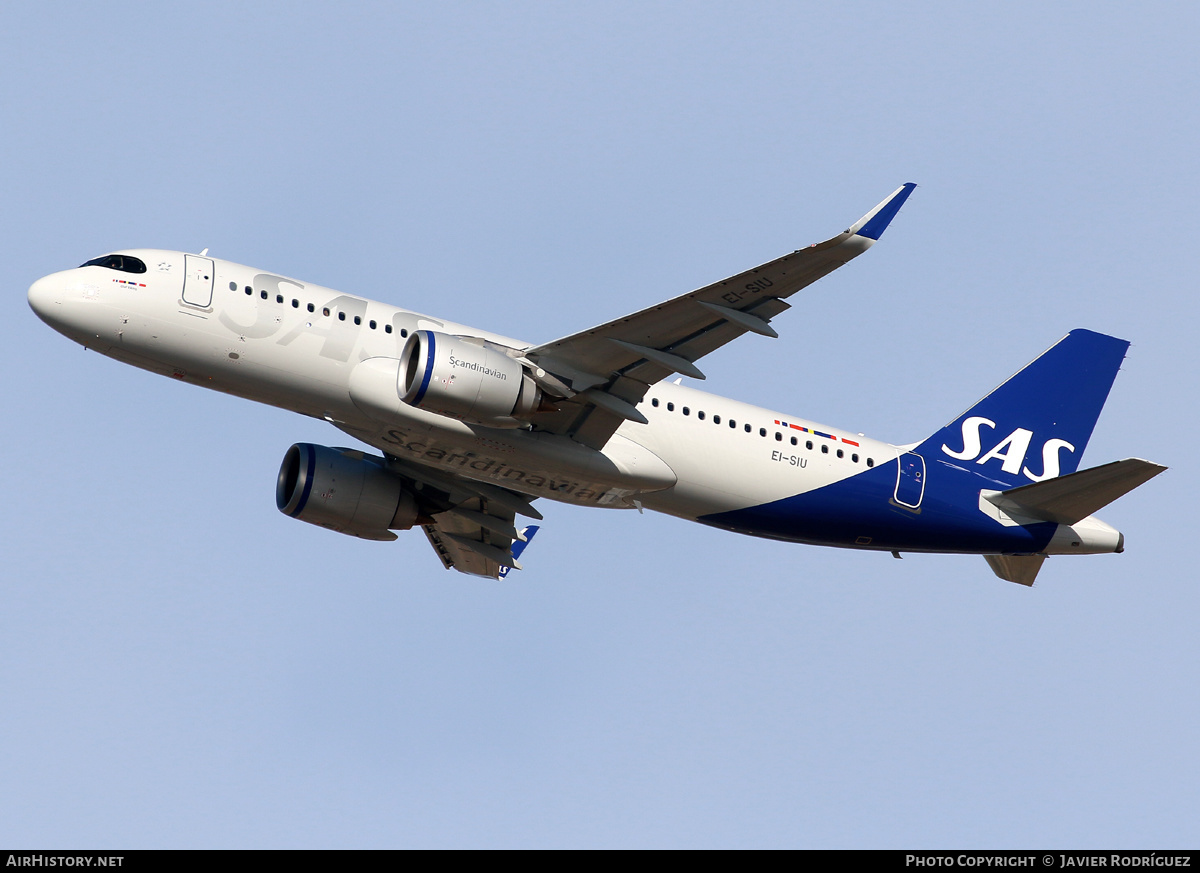 Aircraft Photo of EI-SIU | Airbus A320-251N | Scandinavian Airlines - SAS | AirHistory.net #524054