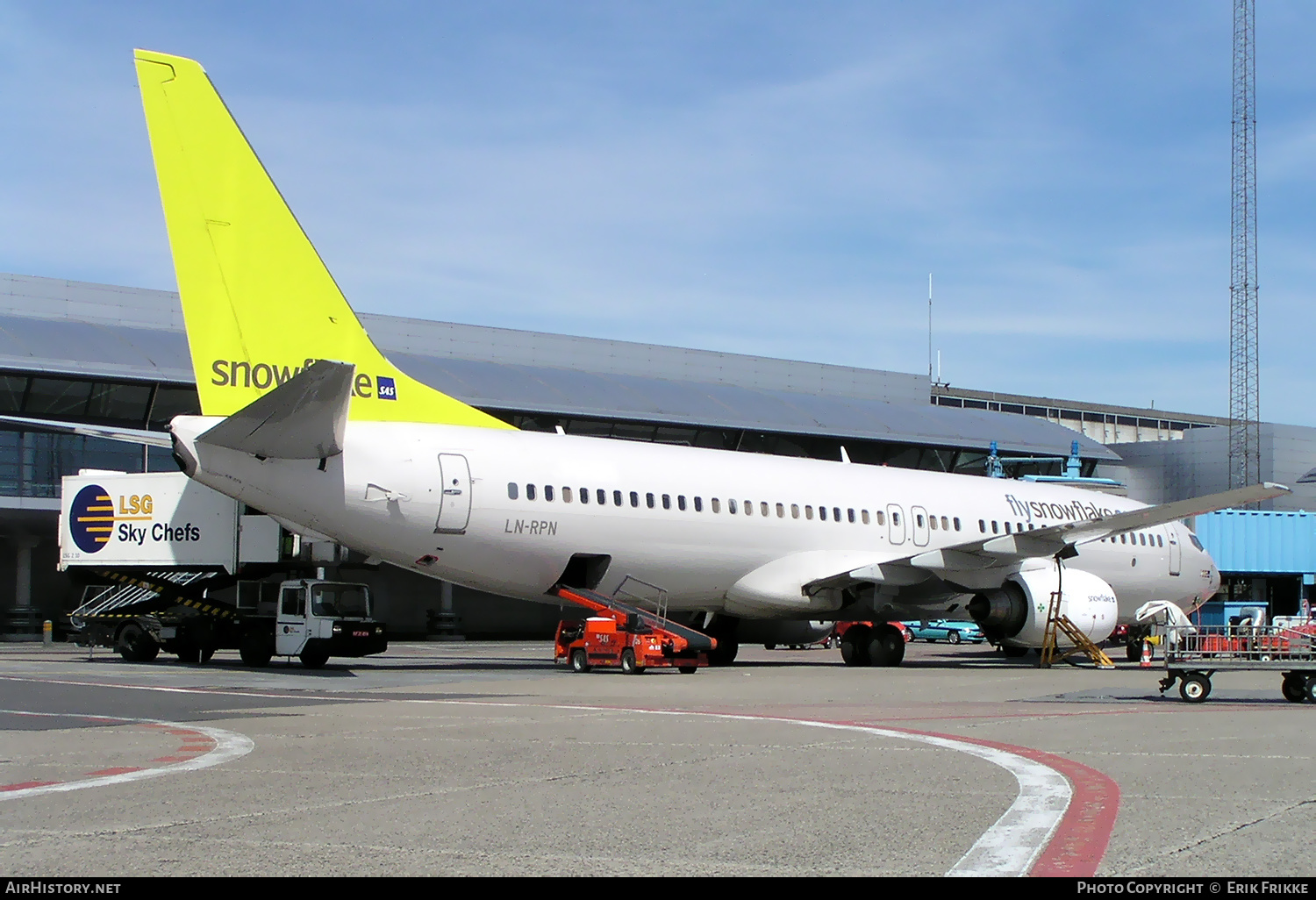 Aircraft Photo of LN-RPN | Boeing 737-883 | Snowflake | AirHistory.net #524070