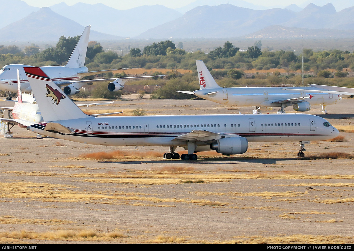 Aircraft Photo of N757SS | Boeing 757-236 | Phoenix Coyotes | AirHistory.net #524086