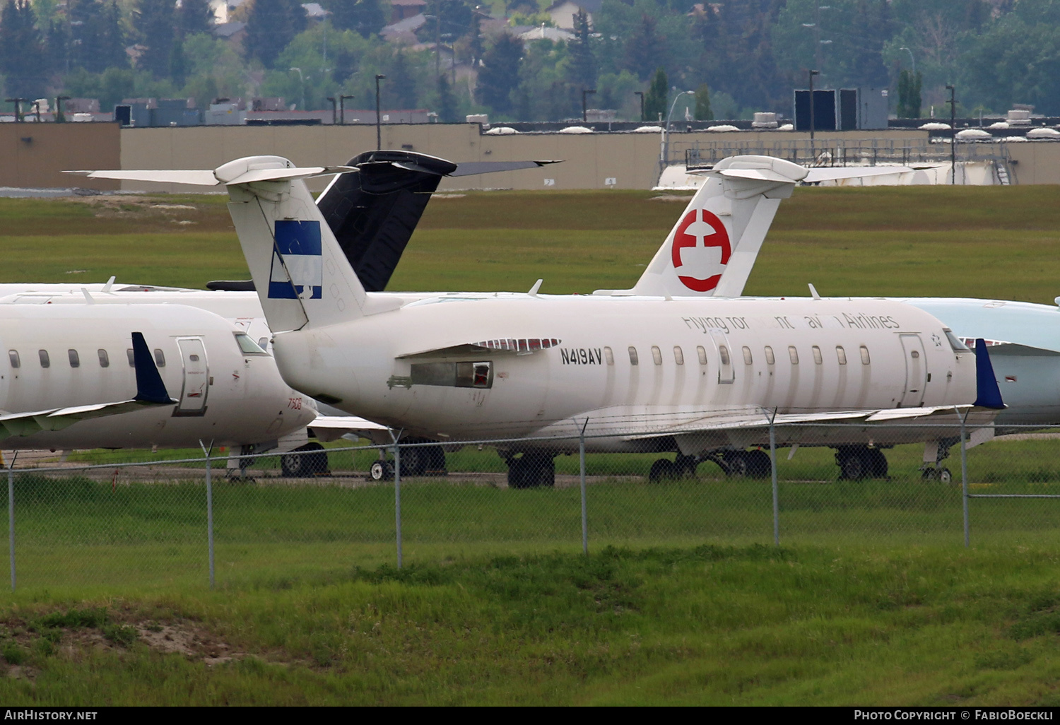 Aircraft Photo of N419AV | Bombardier CRJ-200LR (CL-600-2B19) | AirHistory.net #524121