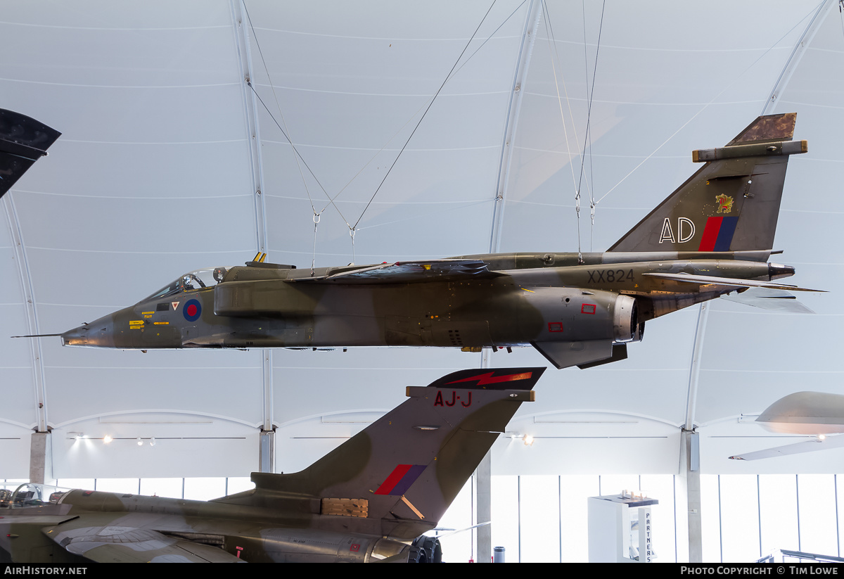 Aircraft Photo of XX824 | Sepecat Jaguar GR1A | UK - Air Force | AirHistory.net #524143