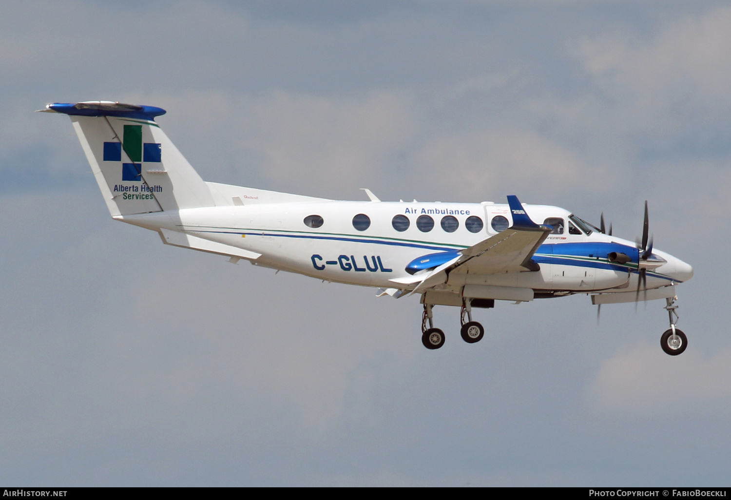 Aircraft Photo of C-GLUL | Beechcraft B200GT Super King Air | Alberta Health Services | AirHistory.net #524153