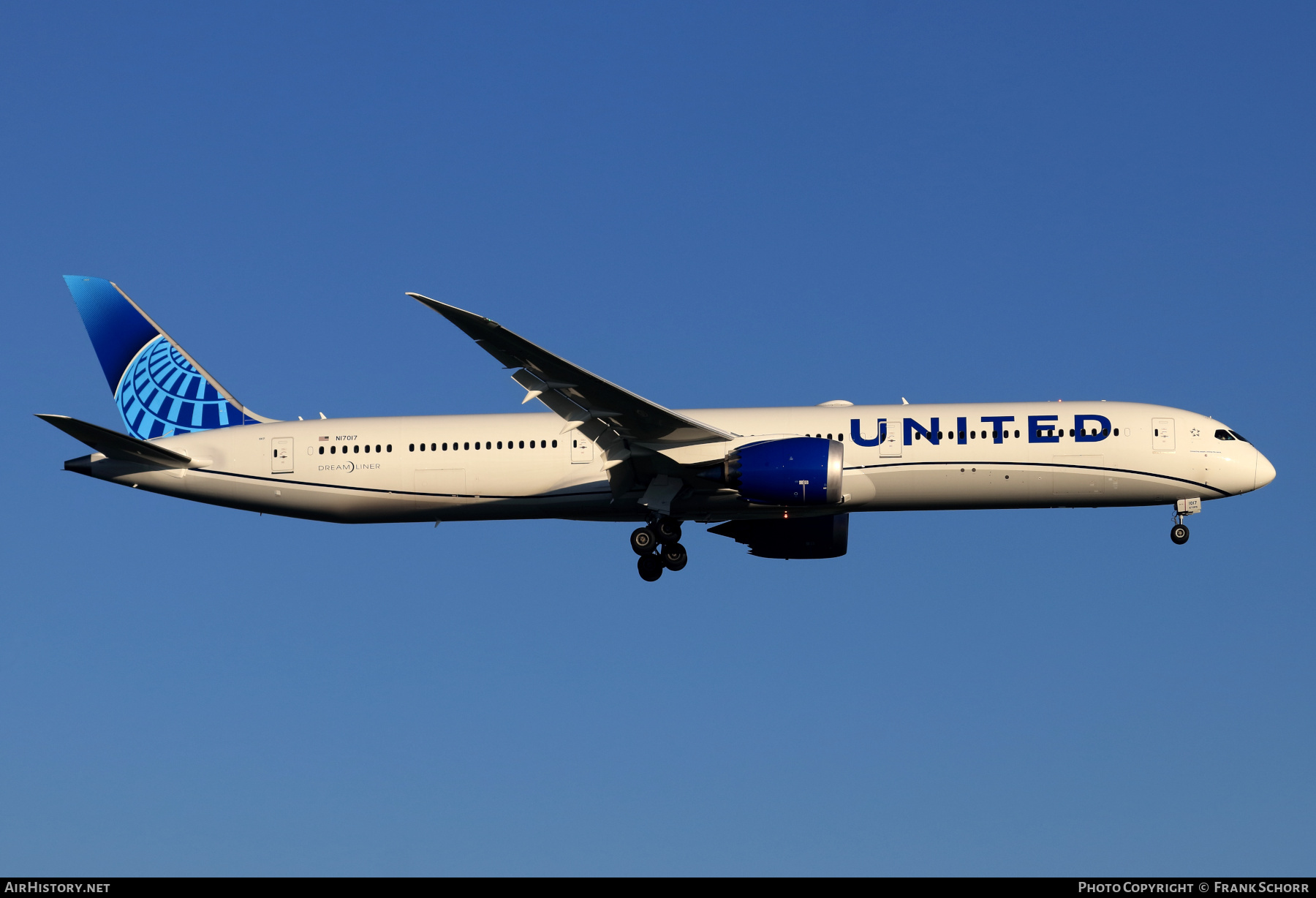 Aircraft Photo of N17017 | Boeing 787-10 Dreamliner | United Airlines | AirHistory.net #524241