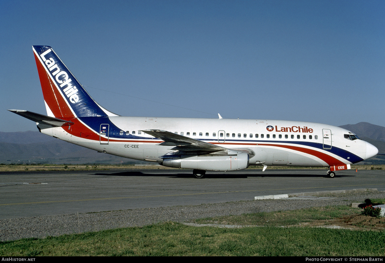 Aircraft Photo of CC-CEE | Boeing 737-2L9/Adv | LAN Chile - Línea Aérea Nacional | AirHistory.net #524269