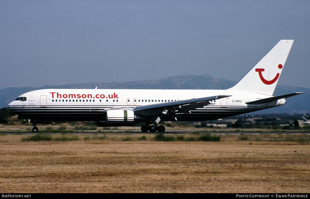 Aircraft Photo of G-BRIG | Boeing 767-204/ER | Thomson Holidays | AirHistory.net #524303