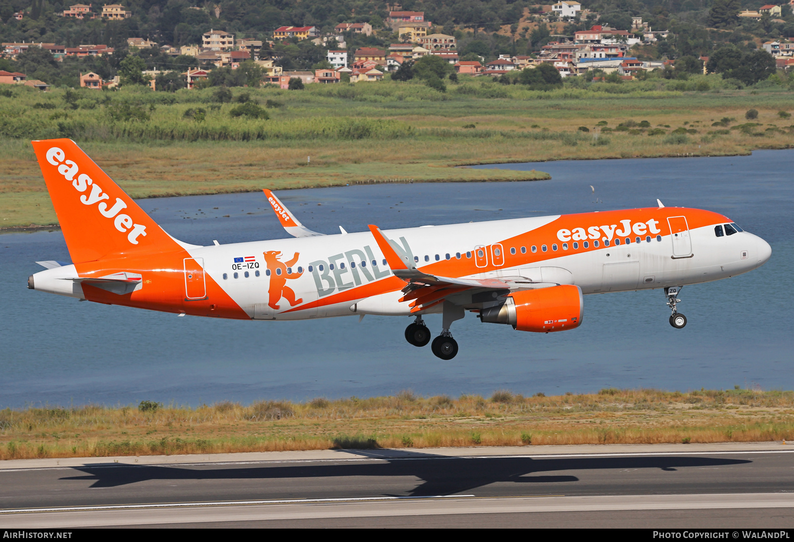 Aircraft Photo of OE-IZQ | Airbus A320-214 | EasyJet | AirHistory.net #524370