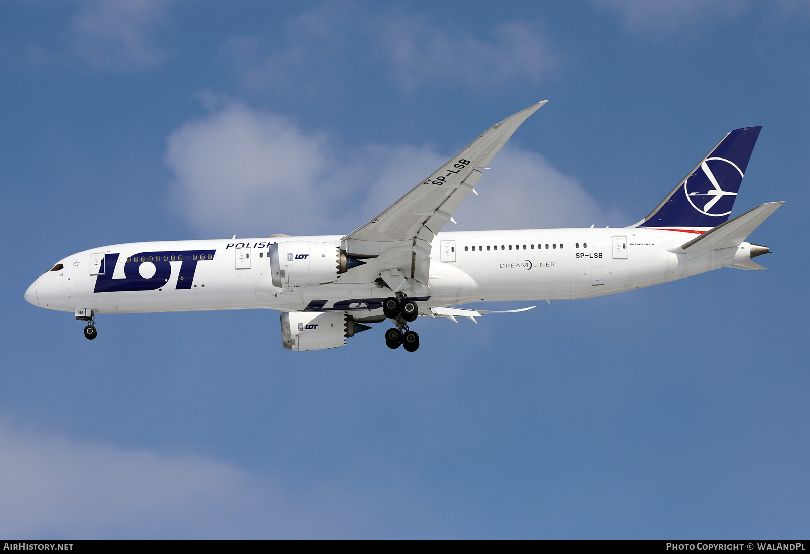 Aircraft Photo of SP-LSB | Boeing 787-8 Dreamliner | LOT Polish Airlines - Polskie Linie Lotnicze | AirHistory.net #524596