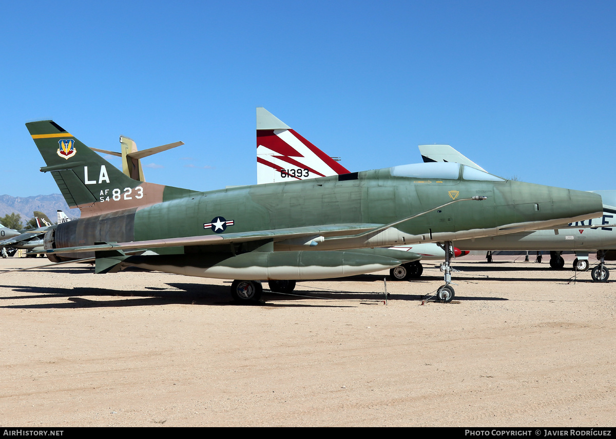 Aircraft Photo of 54-1823 / AF54-823 | North American F-100C Super Sabre | USA - Air Force | AirHistory.net #524639