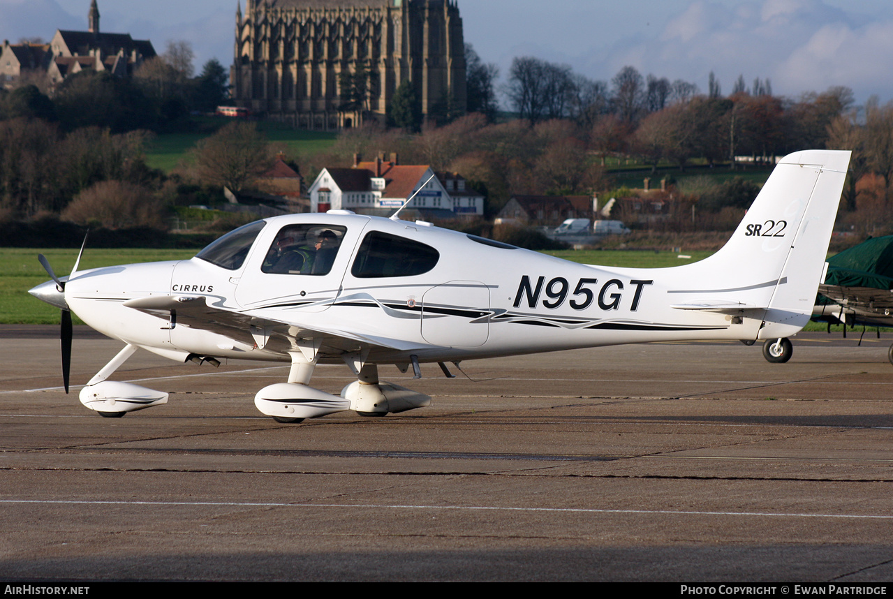 Aircraft Photo of N95GT | Cirrus SR-22 G2-GTS | AirHistory.net #524667