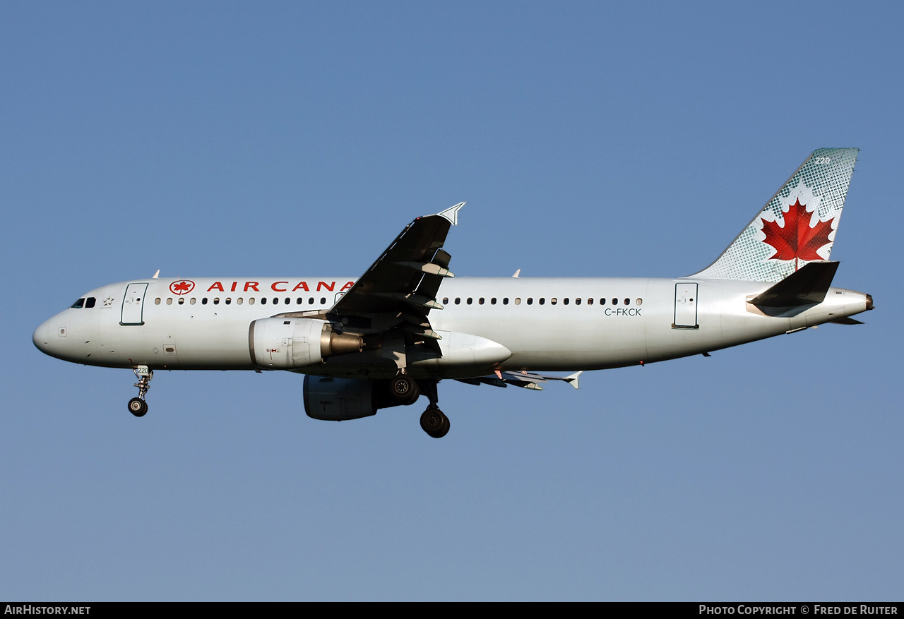 Aircraft Photo of C-FKCK | Airbus A320-211 | Air Canada | AirHistory.net #524668