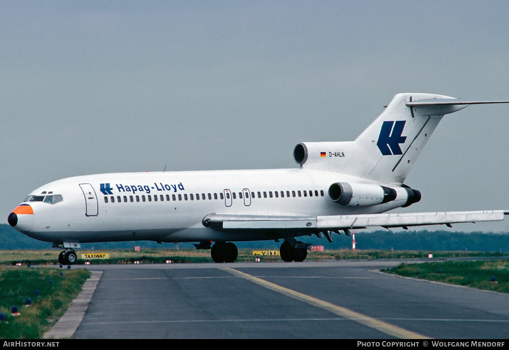 Aircraft Photo of D-AHLN | Boeing 727-81 | Hapag-Lloyd | AirHistory.net #524754