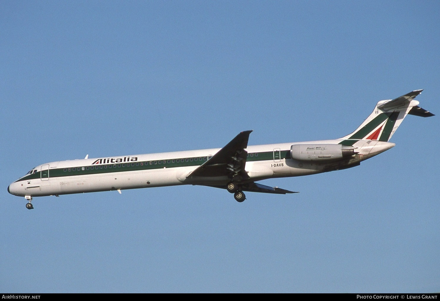 Aircraft Photo of I-DAVB | McDonnell Douglas MD-82 (DC-9-82) | Alitalia | AirHistory.net #524788