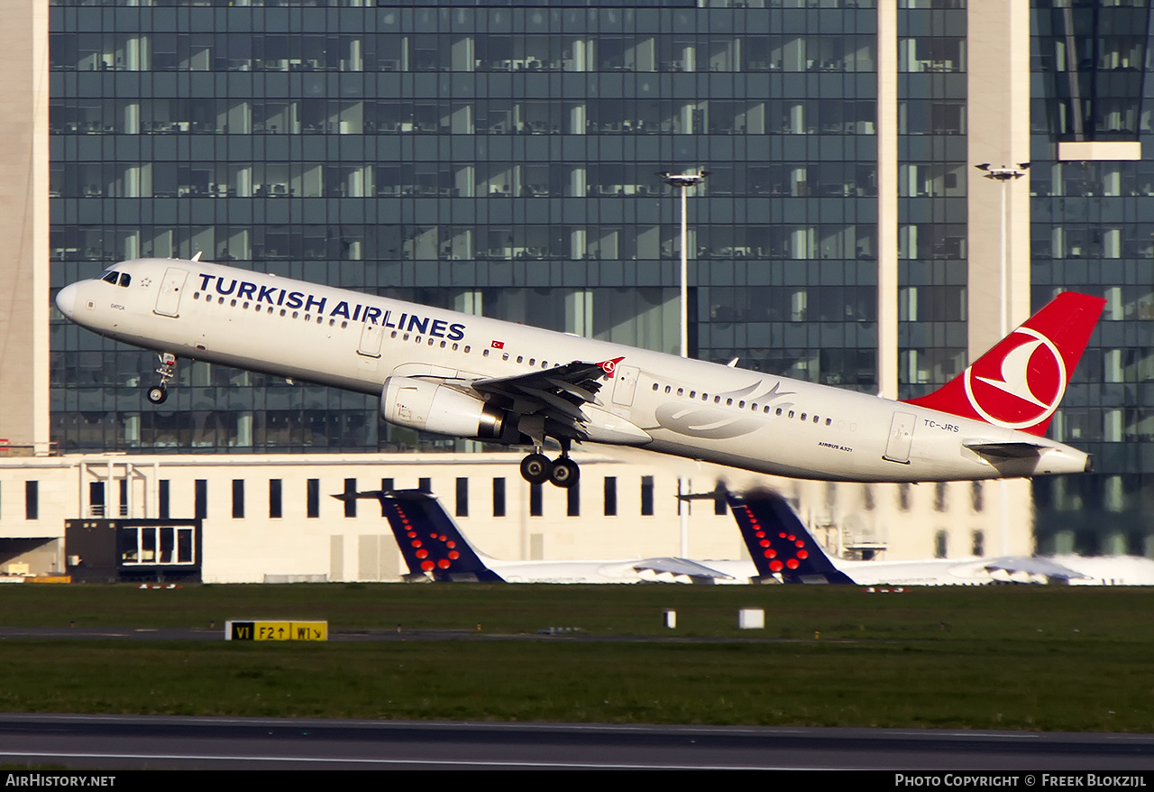 Aircraft Photo of TC-JRS | Airbus A321-231 | Turkish Airlines | AirHistory.net #524828