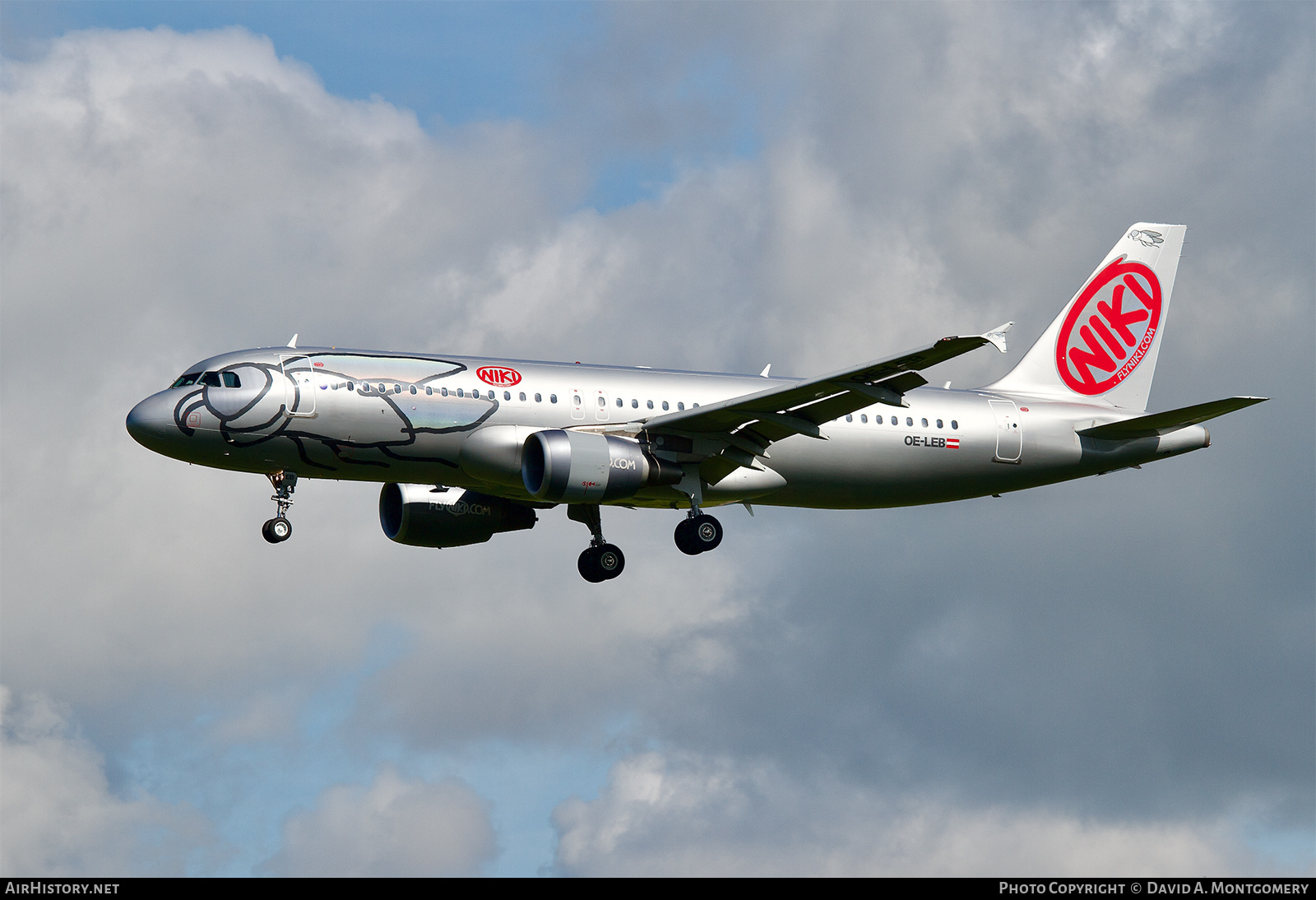 Aircraft Photo of OE-LEB | Airbus A320-214 | Niki | AirHistory.net #525153