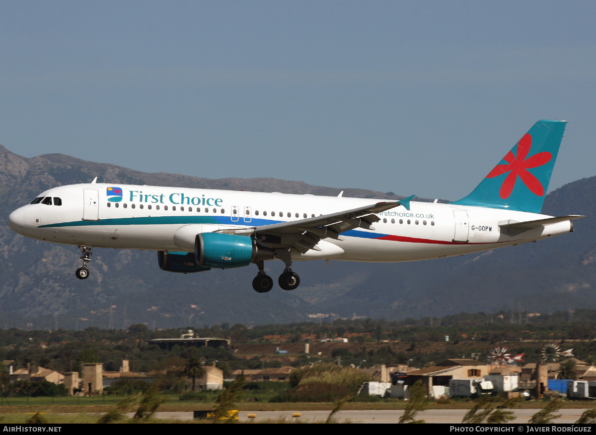 Aircraft Photo of G-OOPW | Airbus A320-214 | First Choice Airways | AirHistory.net #525167
