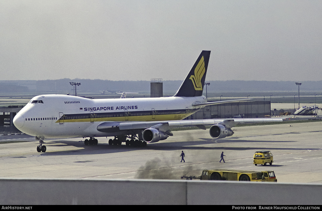 Aircraft Photo of 9V-SQE | Boeing 747-212B | Singapore Airlines | AirHistory.net #525168