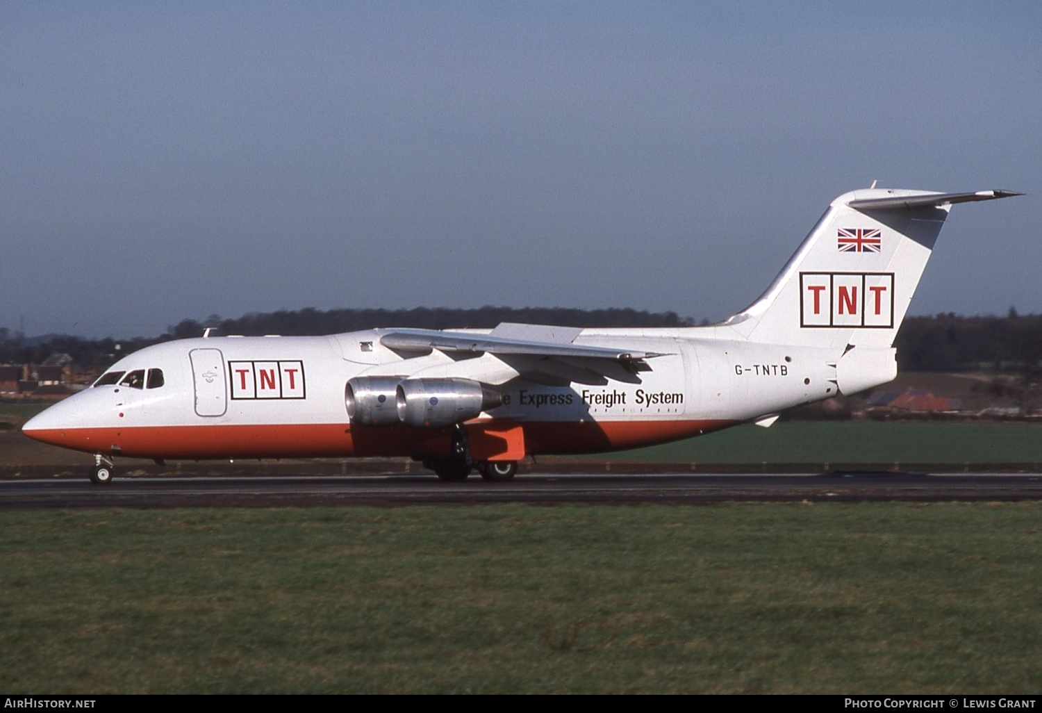 Aircraft Photo of G-TNTB | British Aerospace BAe-146-200QT Quiet Trader | TNT Express | AirHistory.net #525260