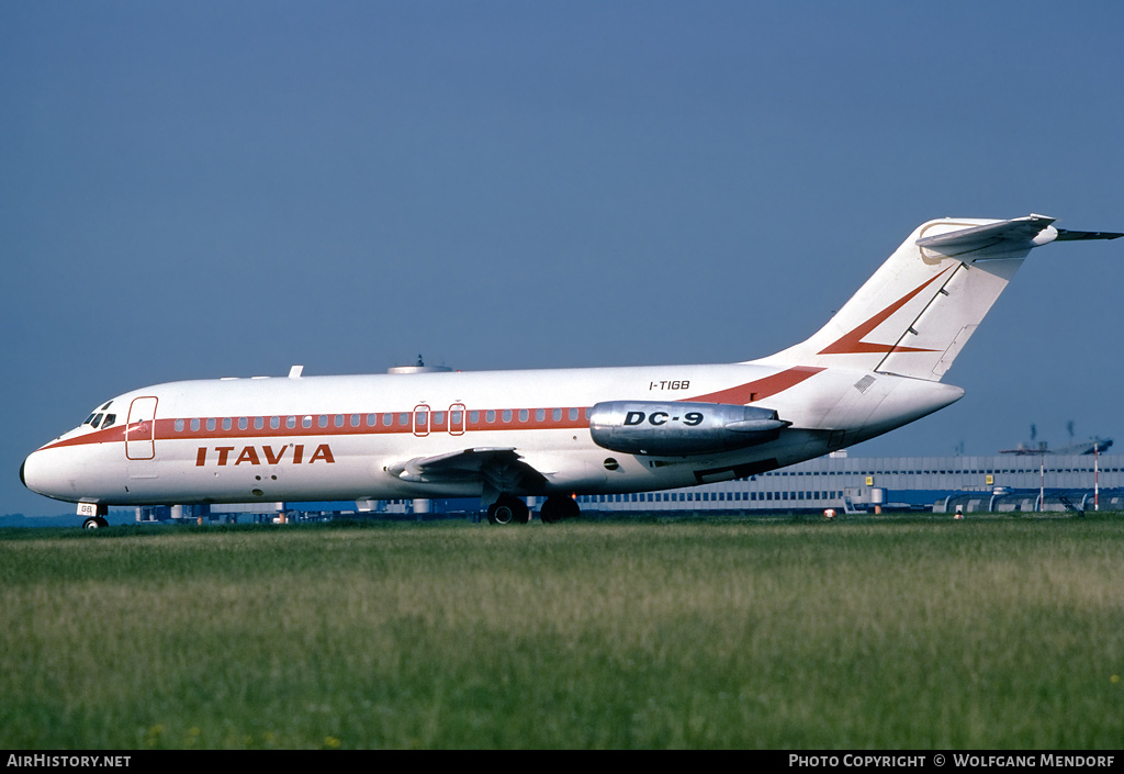 Aircraft Photo of I-TIGB | McDonnell Douglas DC-9-15 | Itavia | AirHistory.net #525314