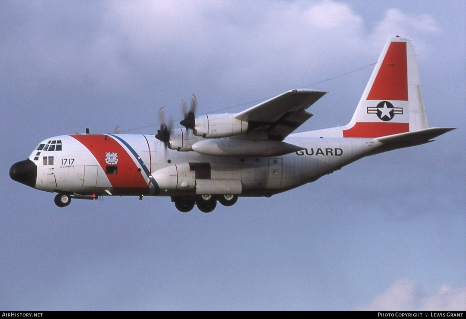 Aircraft Photo of 1717 | Lockheed HC-130H Hercules (L-382) | USA - Coast Guard | AirHistory.net #525400