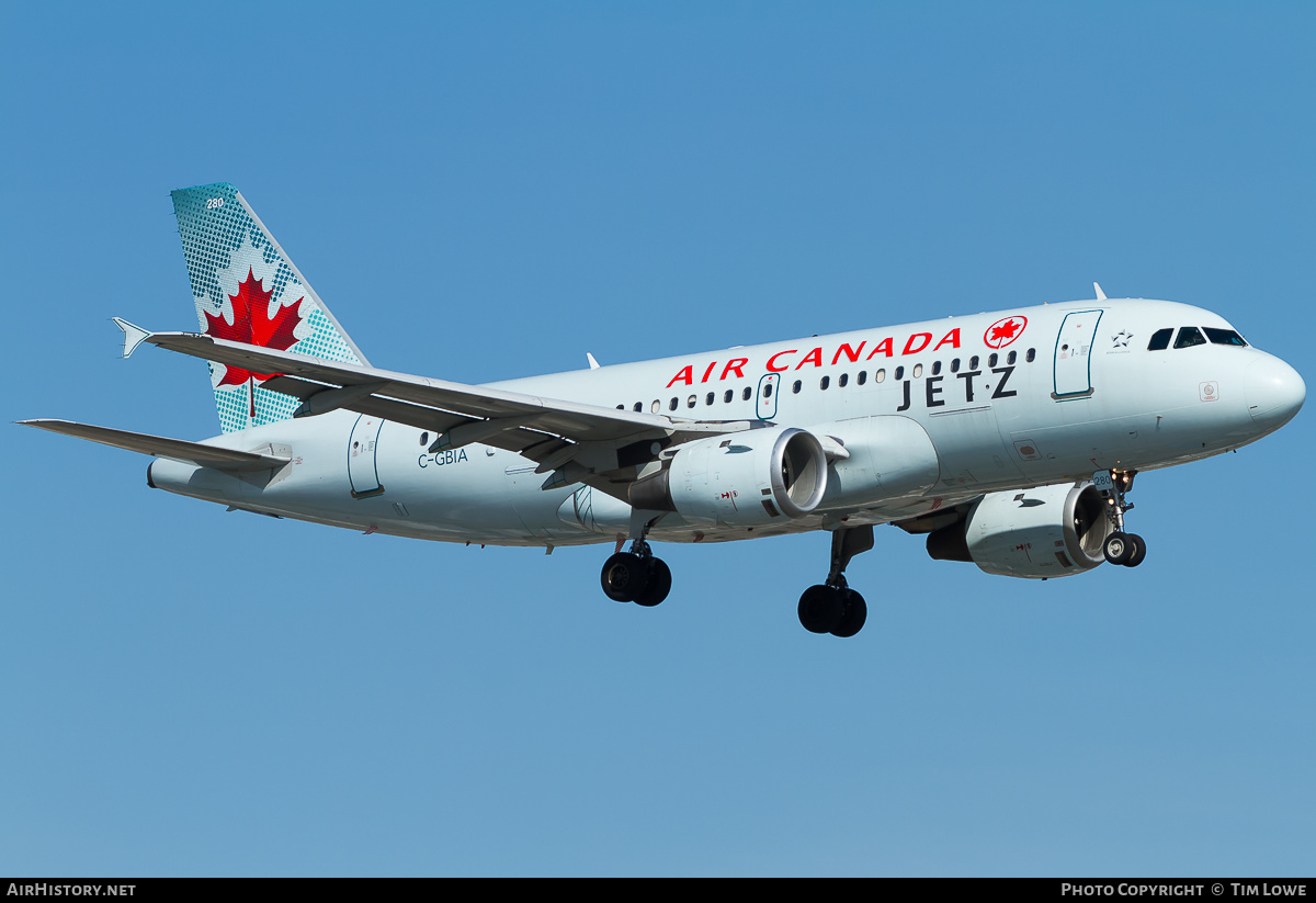 Aircraft Photo of C-GBIA | Airbus A319-114 | Air Canada Jetz | AirHistory.net #525413