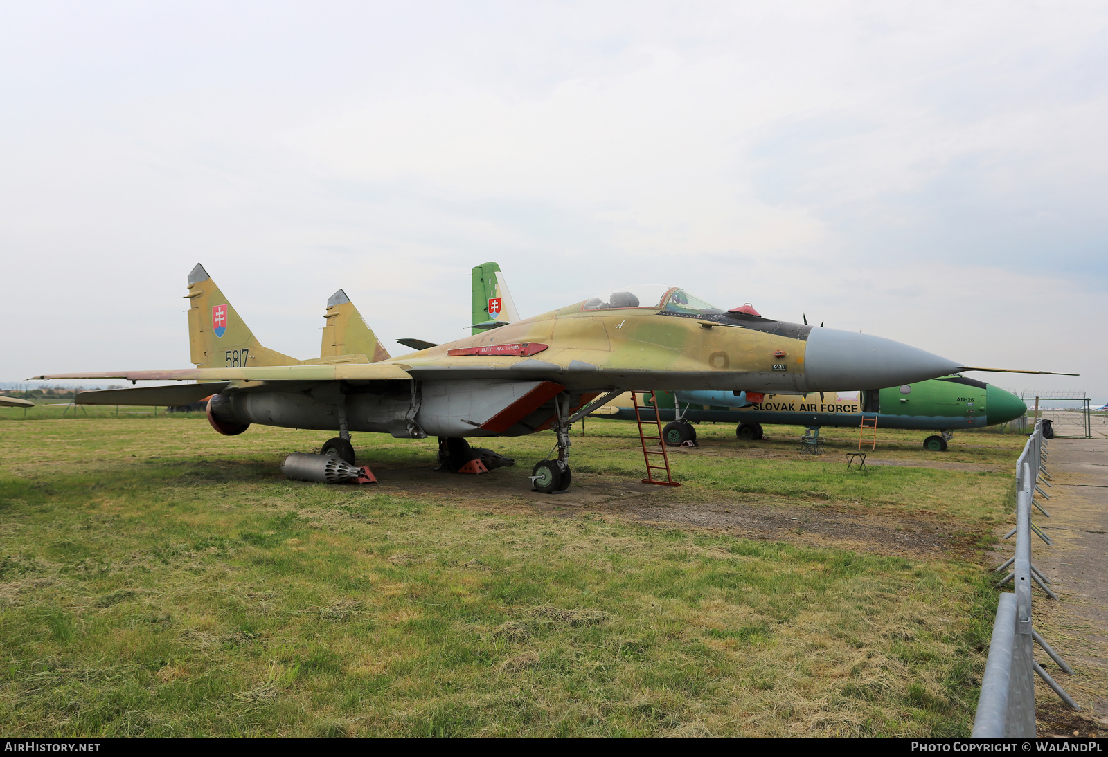 Aircraft Photo of 5817 | Mikoyan-Gurevich MiG-29A (9-12A) | Slovakia - Air Force | AirHistory.net #525446