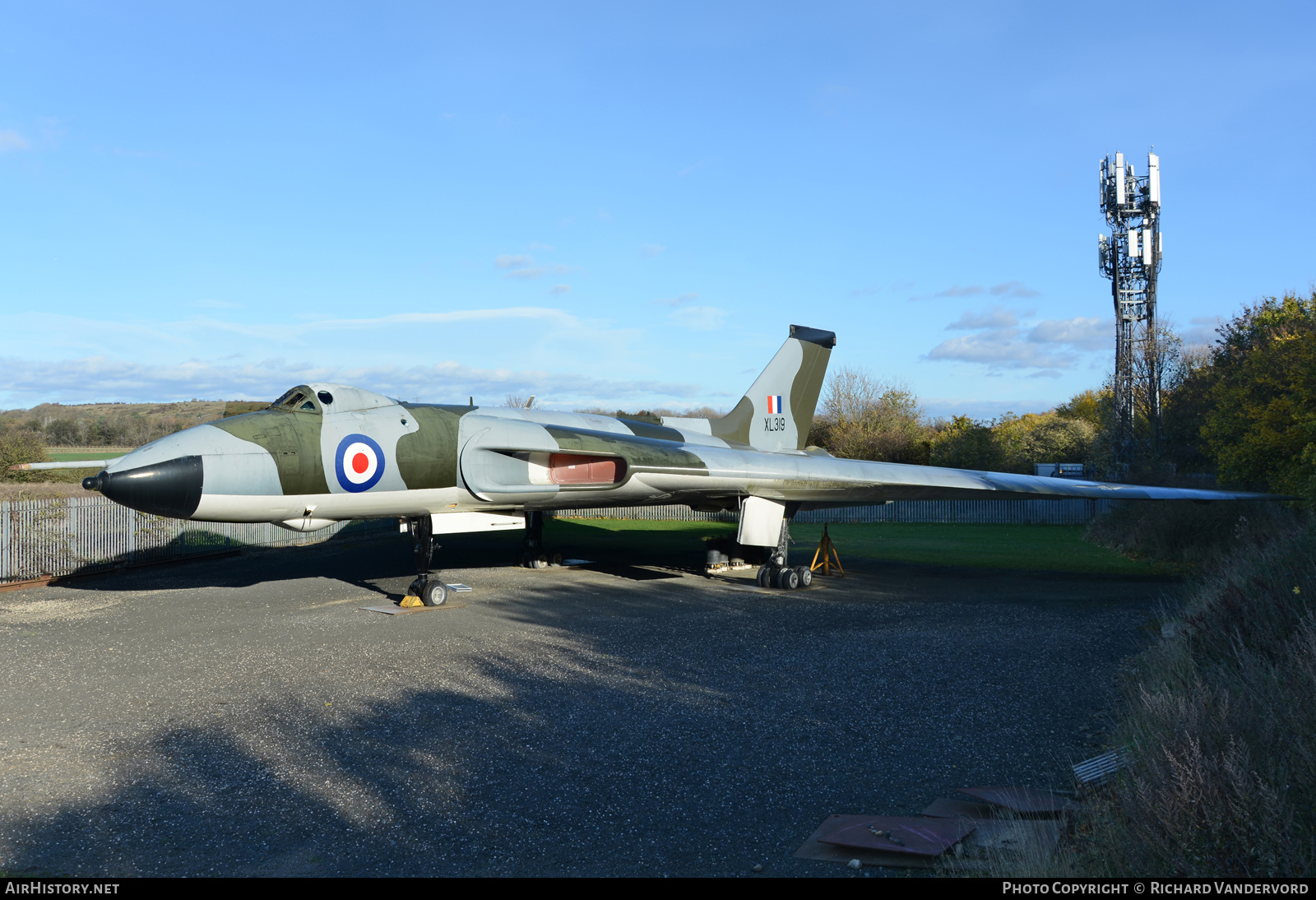 Aircraft Photo of XL319 | Avro 698 Vulcan B.2 | UK - Air Force | AirHistory.net #525479