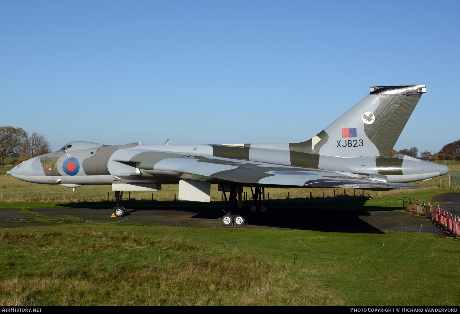 Aircraft Photo of XJ823 | Avro 698 Vulcan B.2(MRR) | UK - Air Force | AirHistory.net #525531