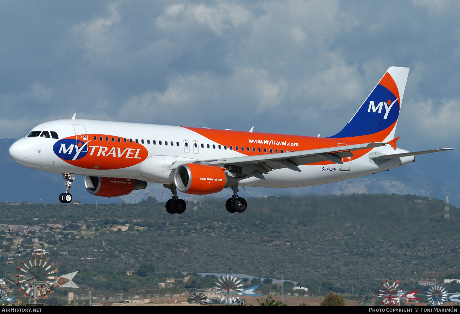 Aircraft Photo of G-SUEW | Airbus A320-214 | MyTravel Airways | AirHistory.net #525564