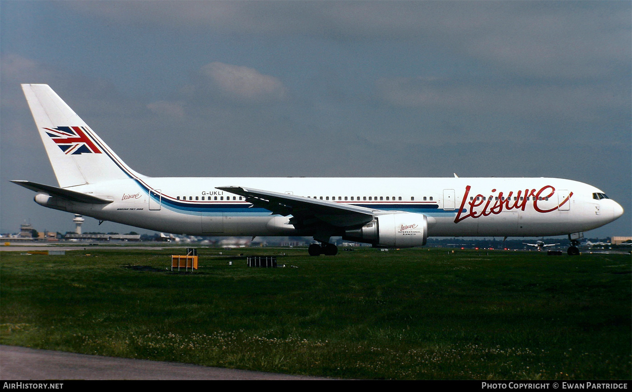Aircraft Photo of G-UKLI | Boeing 767-39H/ER | Leisure International Airways | AirHistory.net #525572