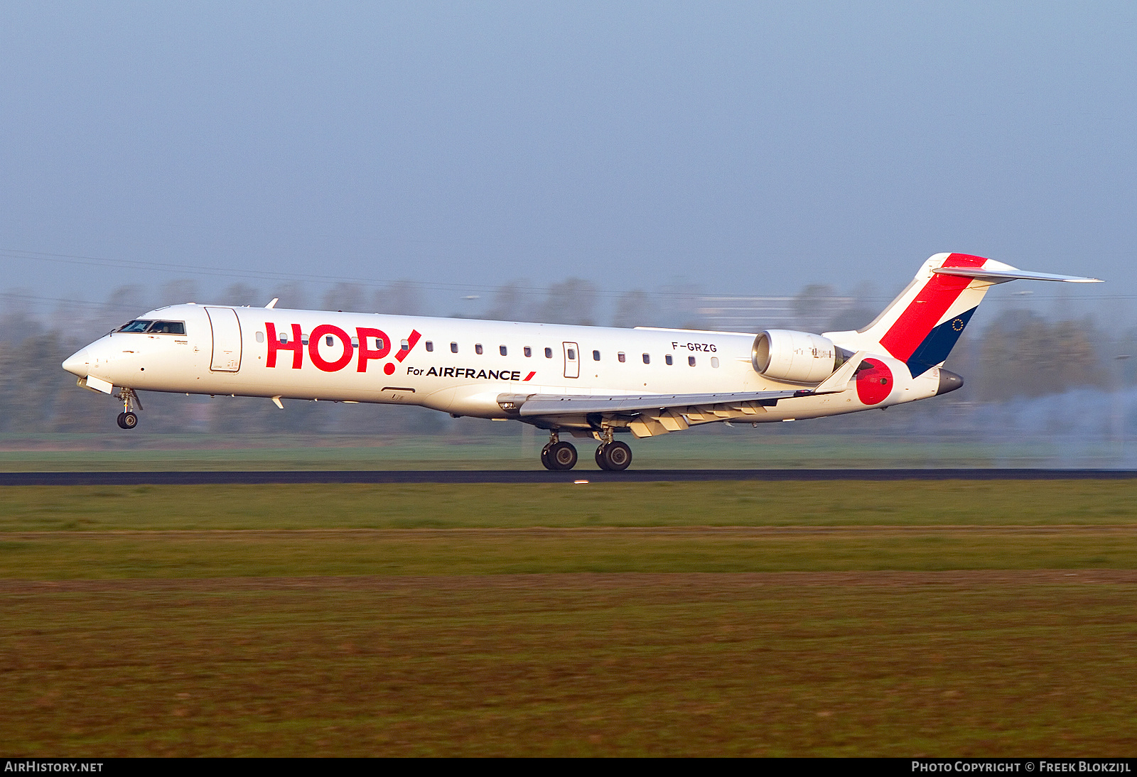 Aircraft Photo of F-GRZG | Bombardier CRJ-702 (CL-600-2C10) | Hop! | AirHistory.net #525684