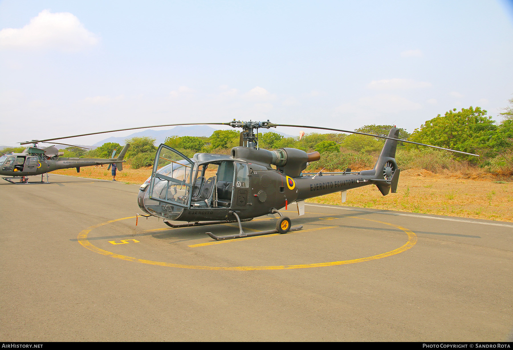 Aircraft Photo of AEE-373 | Aerospatiale SA-342L Gazelle | Ecuador - Army | AirHistory.net #525730