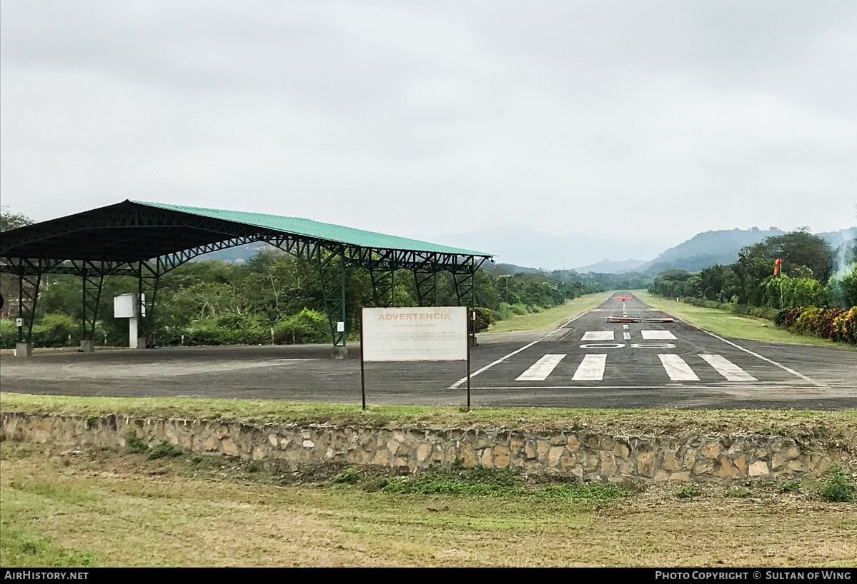 Airport photo of Manglaralto (SEML) in Ecuador | AirHistory.net #525731