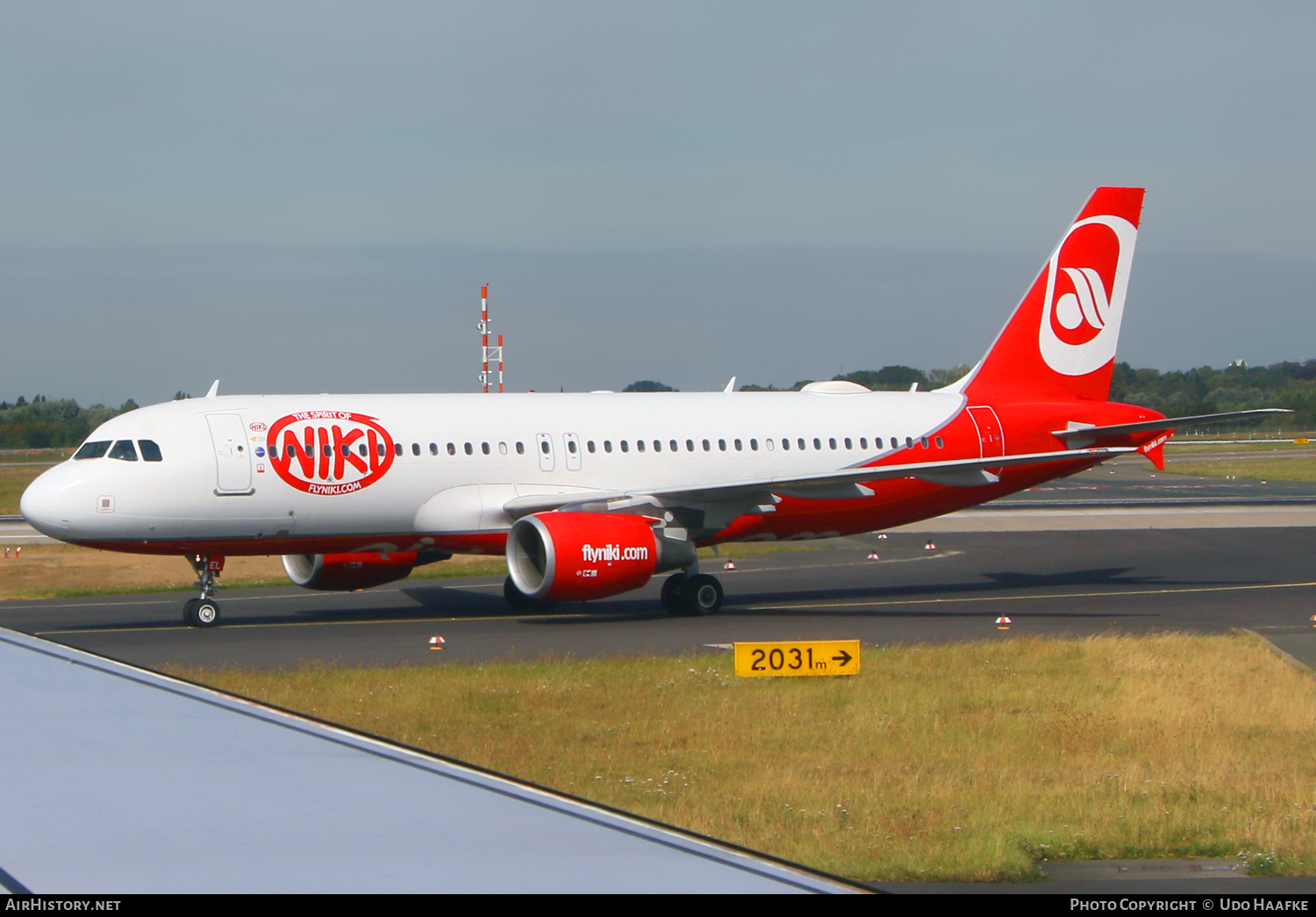 Aircraft Photo of OE-LEL | Airbus A320-214 | Niki | AirHistory.net #525812