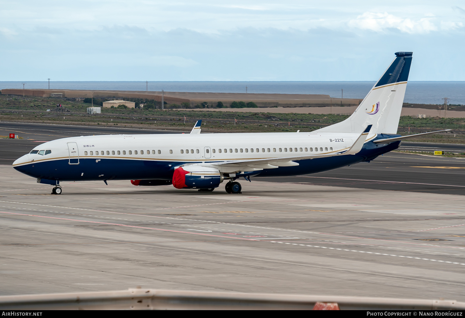 Aircraft Photo of B-221Z | Boeing 737-8ZE | Deer Jet | AirHistory.net #525904