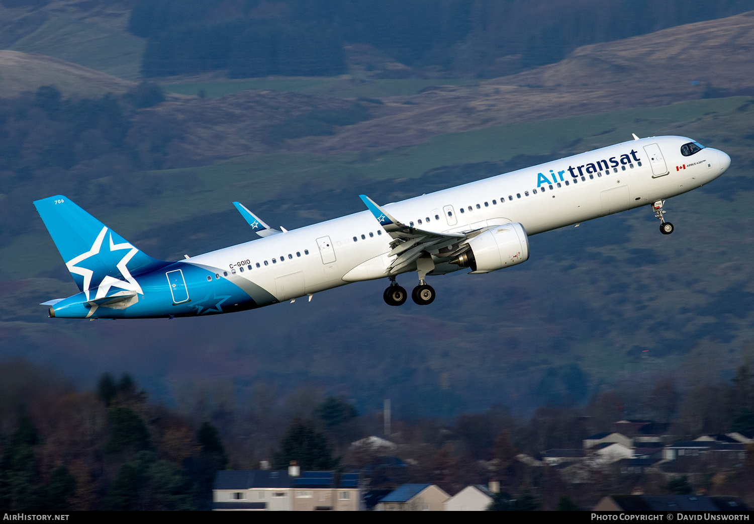 Aircraft Photo of C-GOIO | Airbus A321-271NX | Air Transat | AirHistory.net #525925