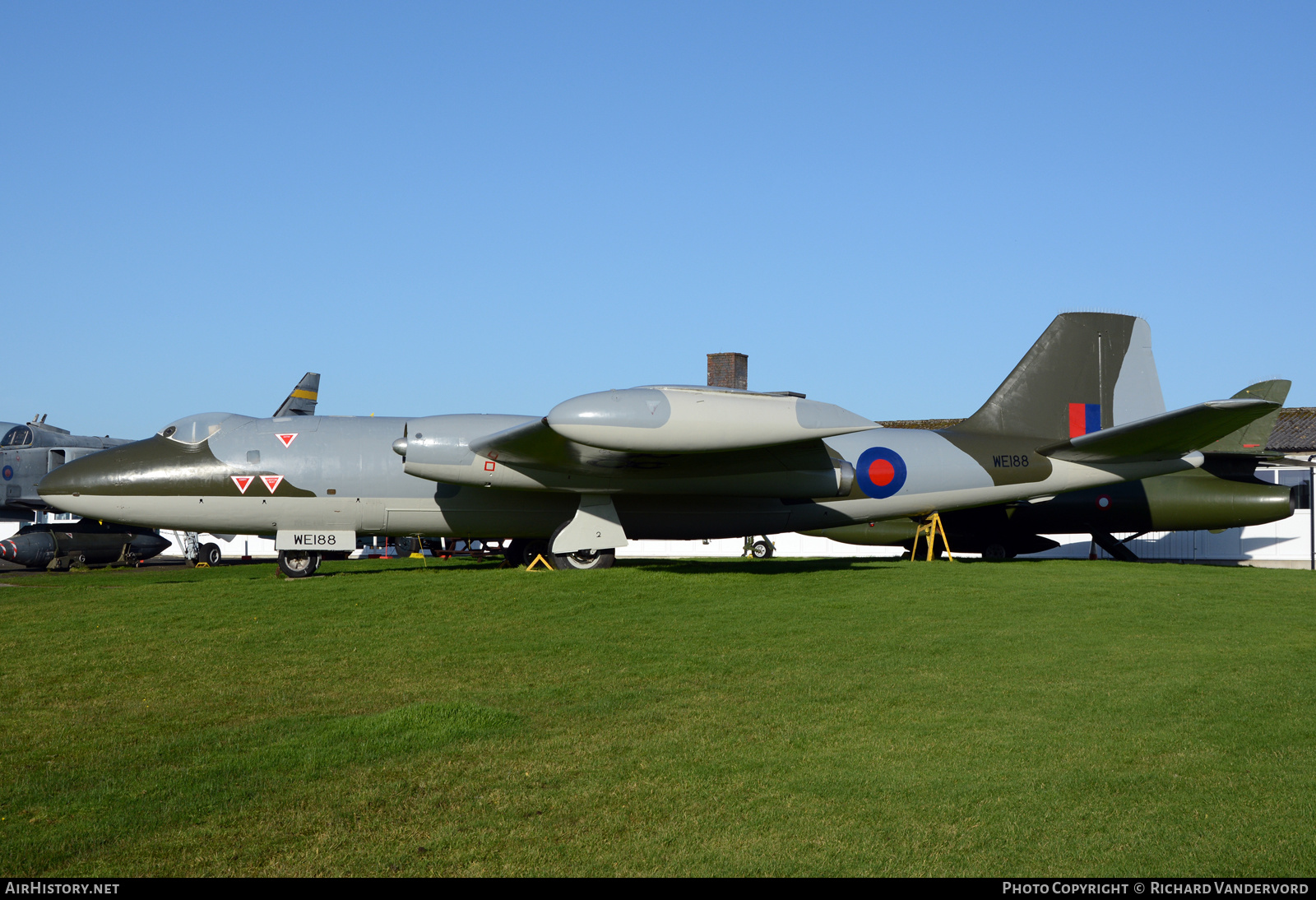 Aircraft Photo of WE188 | English Electric Canberra T4 | UK - Air Force | AirHistory.net #525938