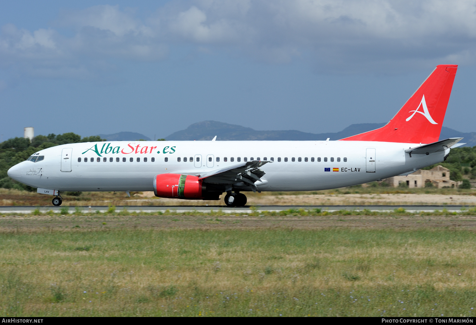 Aircraft Photo of EC-LAV | Boeing 737-408 | AlbaStar | AirHistory.net #525975