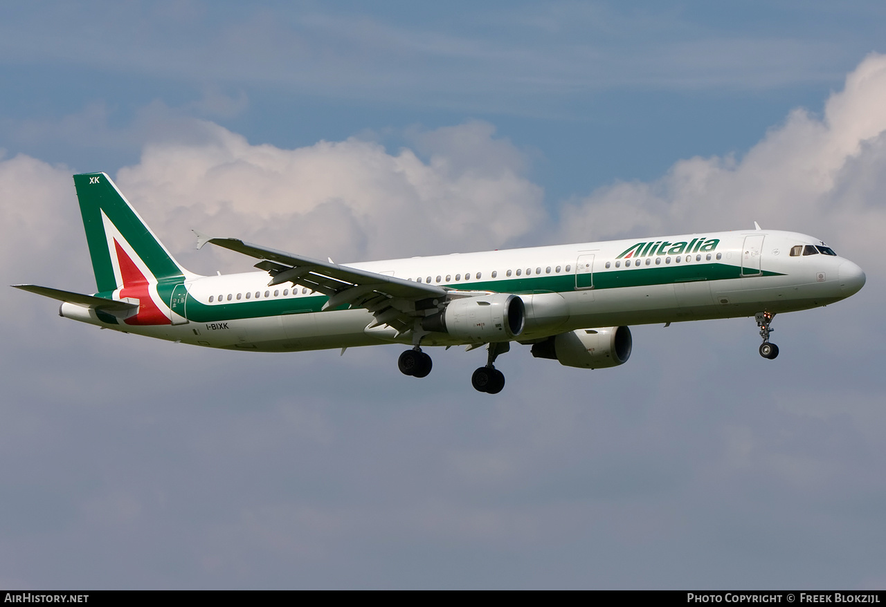 Aircraft Photo of I-BIXK | Airbus A321-112 | Alitalia | AirHistory.net #525982