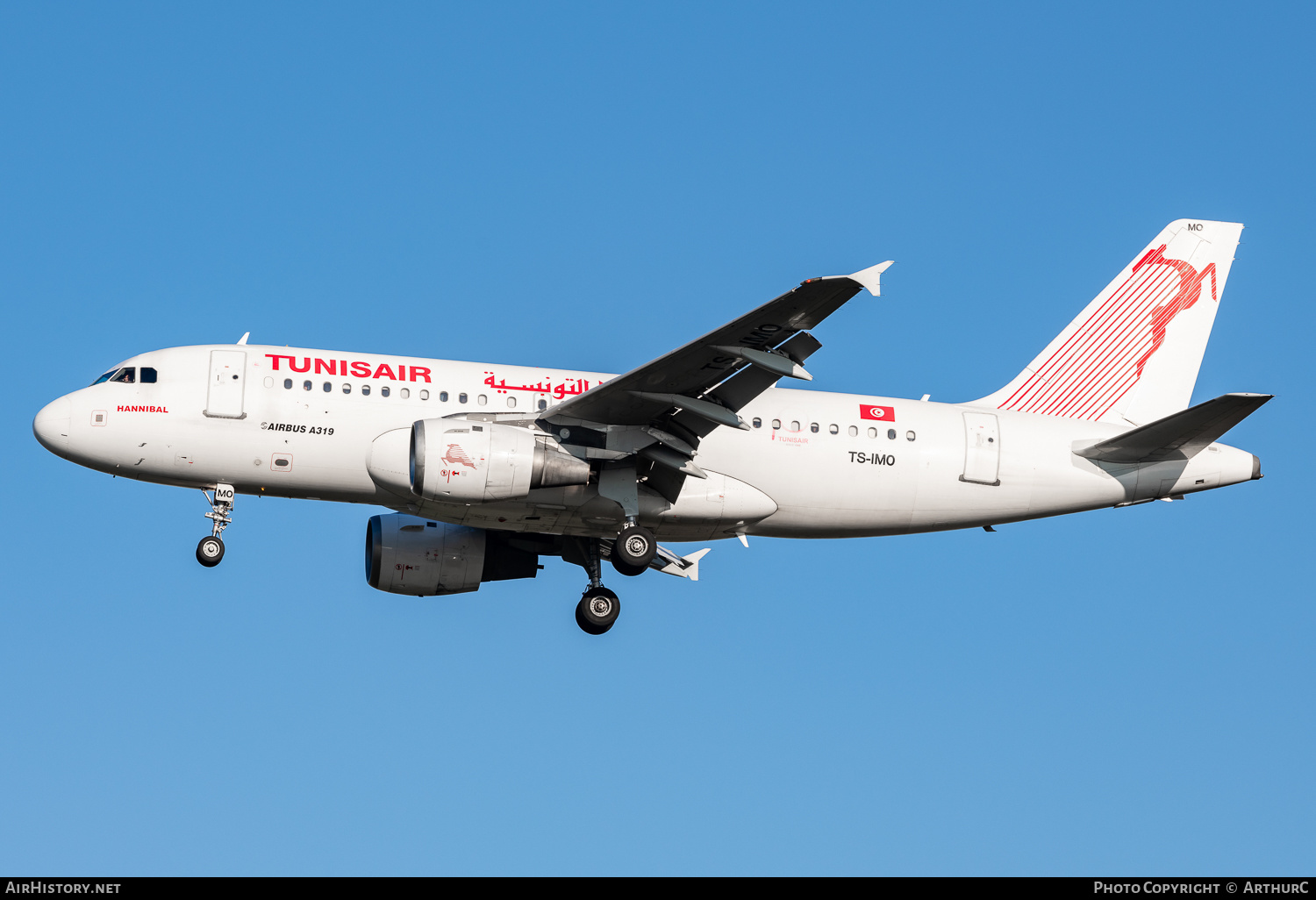 Aircraft Photo of TS-IMO | Airbus A319-114 | Tunisair | AirHistory.net #526045